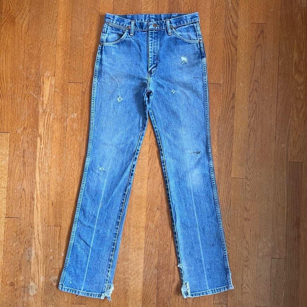 AMAZING VINTAGE DISTRESSED WRANGLER JEANS